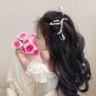 明星离婚传闻被曝旧照被扒，一夜之间机场画面流出